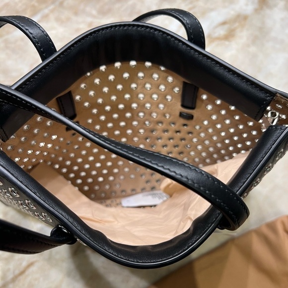 ALAÏA Mina Small perforated leather tote bag - Picture 14 of 14
